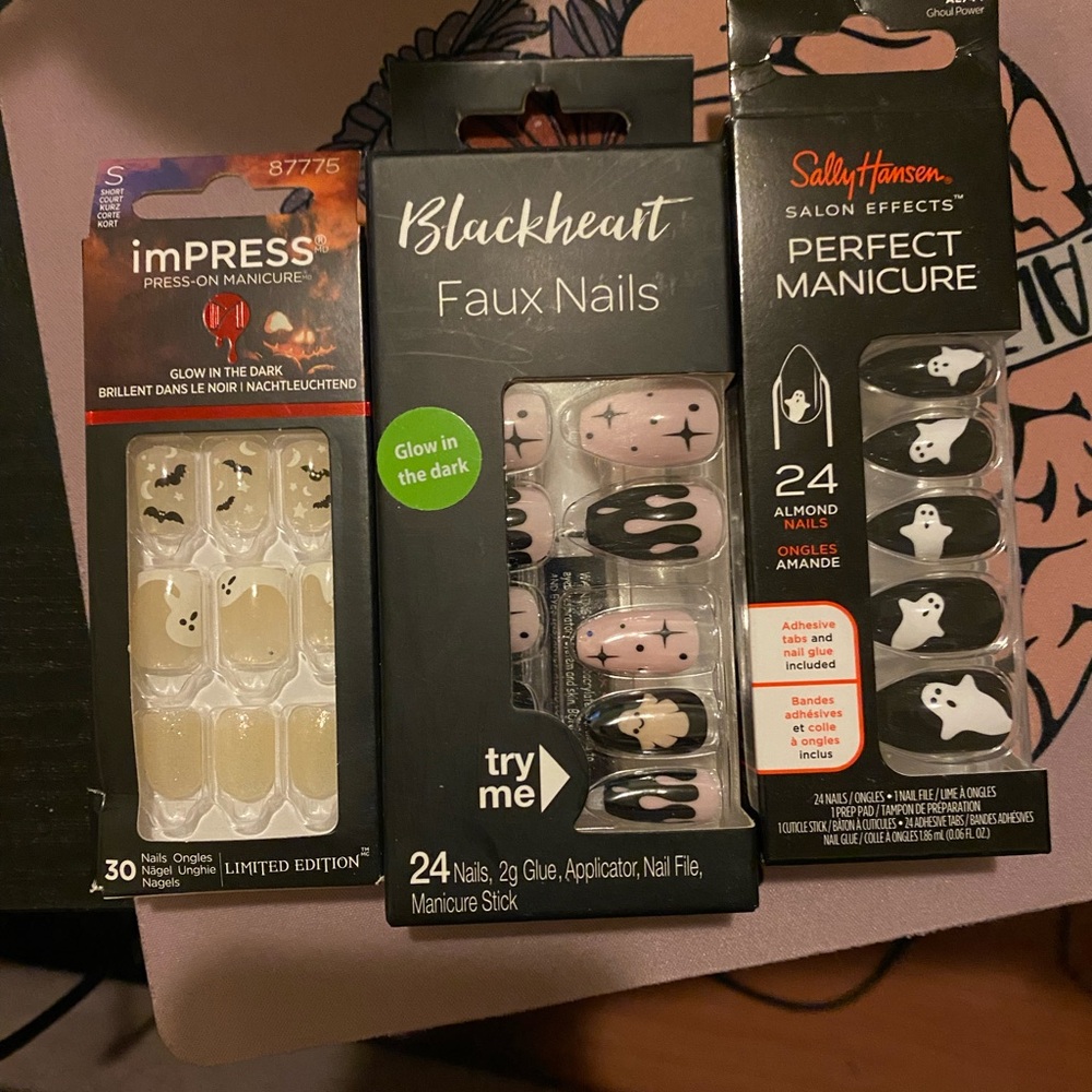 Press on nail bundle